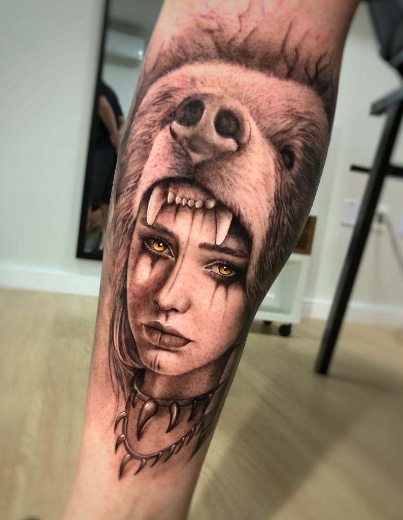 Foto de tatuagem feita por Fe Bahia (@fe.bahia)