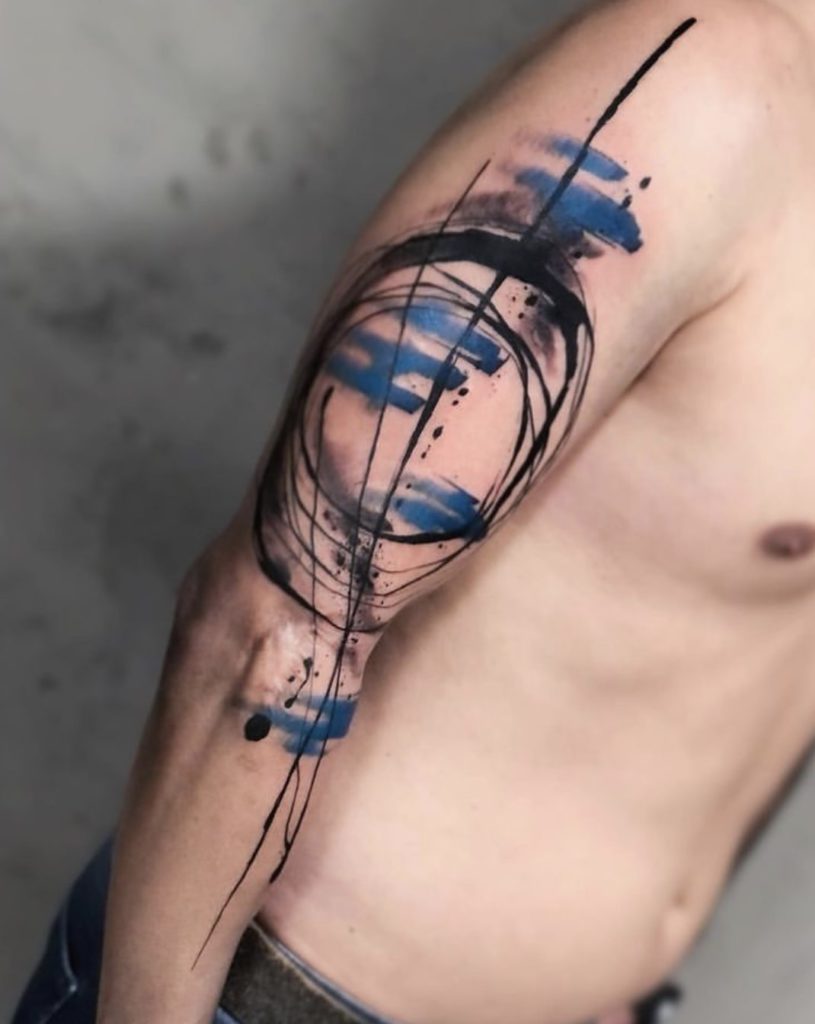 Foto de tatuagem feita por Felipe Bittar (@felipebittar)
