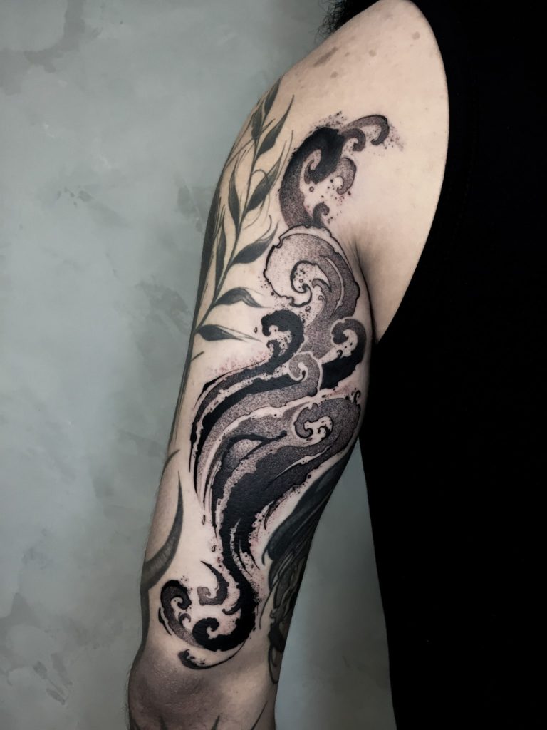 Foto de tatuagem feita por Stenio Peres (@steniotattoo)