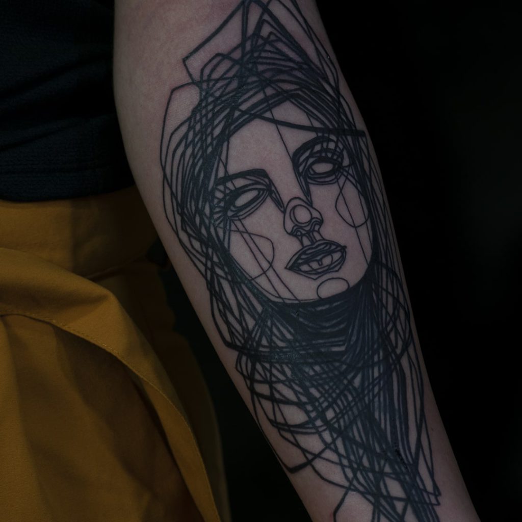 Foto de tatuagem feita por Cris D. (@crisdtattoo)