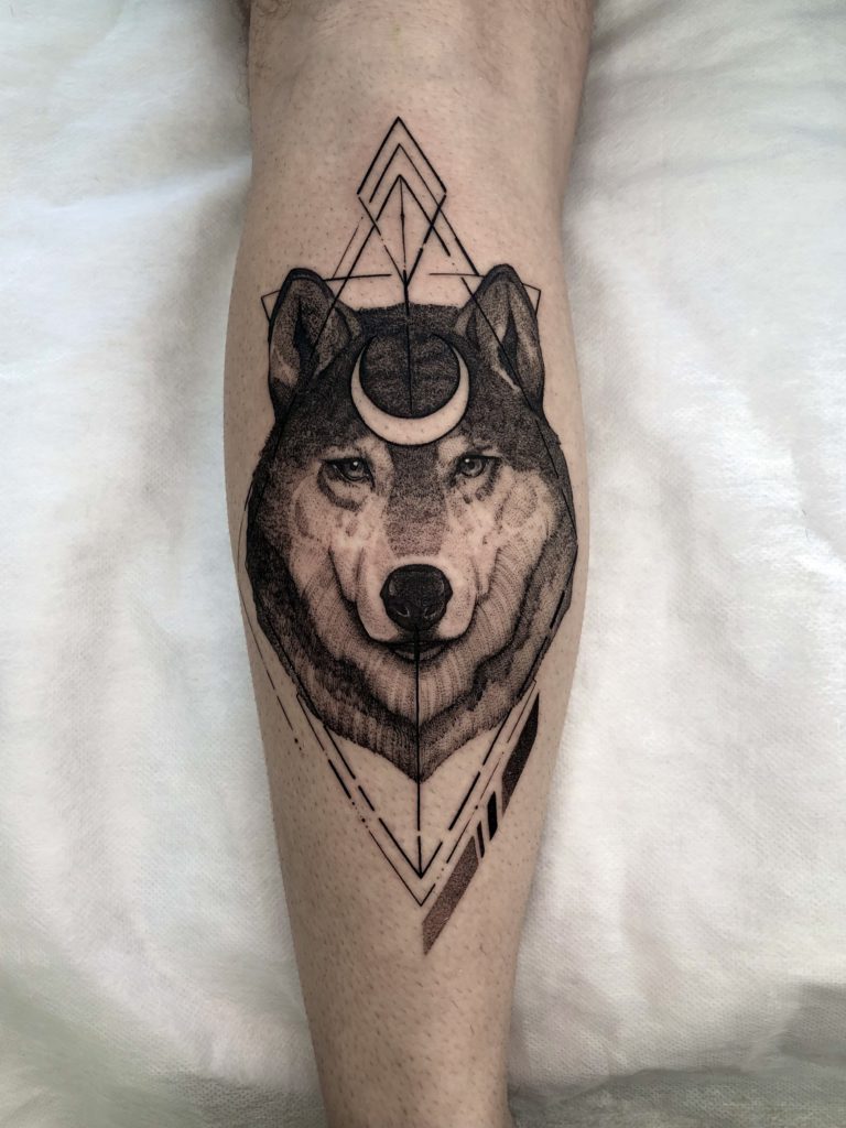 Foto de tatuagem feita por Samo (@samoel_luiz)