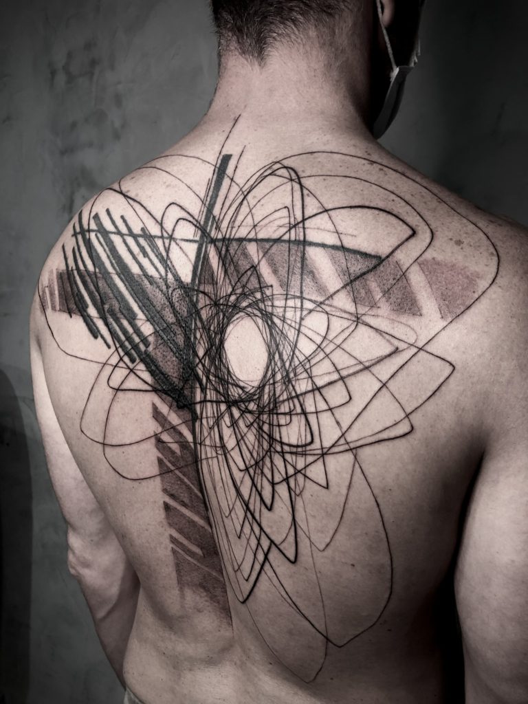 Foto de tatuagem feita por (@rodrigofernandx)