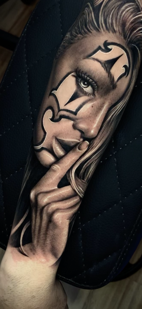 Foto de tatuagem feita por Gui Diniz (@guidiniztattoo)