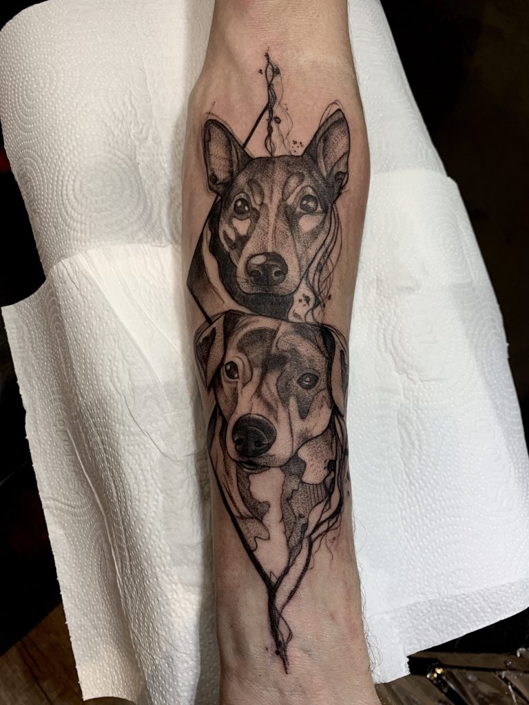 Foto de tatuagem feita por Bárbara Victal (@barbaravictaltattoo)