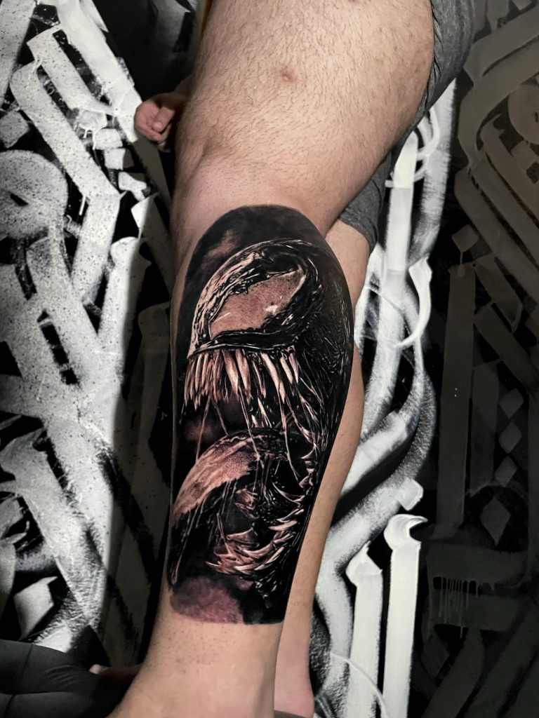 Foto de tatuagem feita por Binho Tattoo (@binhotat2)