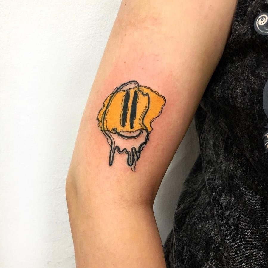 Foto de tatuagem feita por Guilherme Reis “Guizero” (@guizero.art)