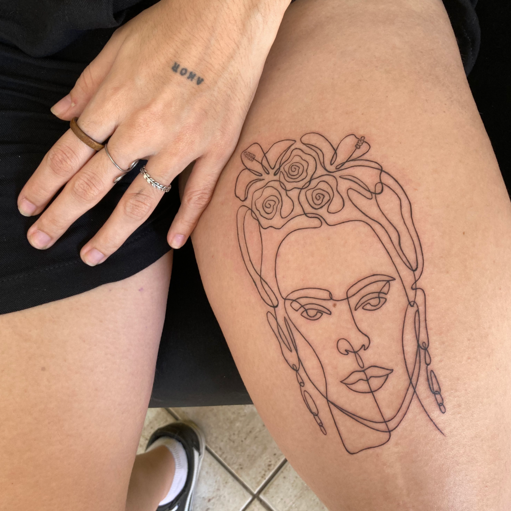 Foto de tatuagem feita por CALTATU (@caltatu)