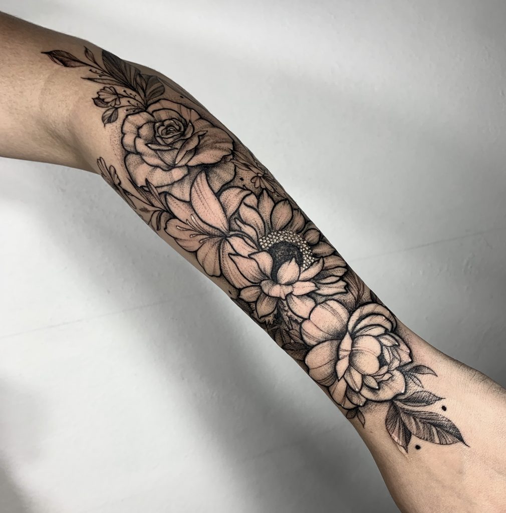 Foto de tatuagem feita por Jaqueline Arantes (@jaquelinetattoo)