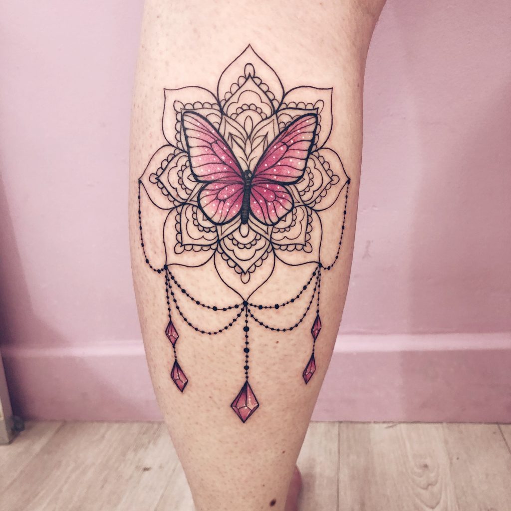 Foto de tatuagem feita por Luana Dórea (@luanadorea)