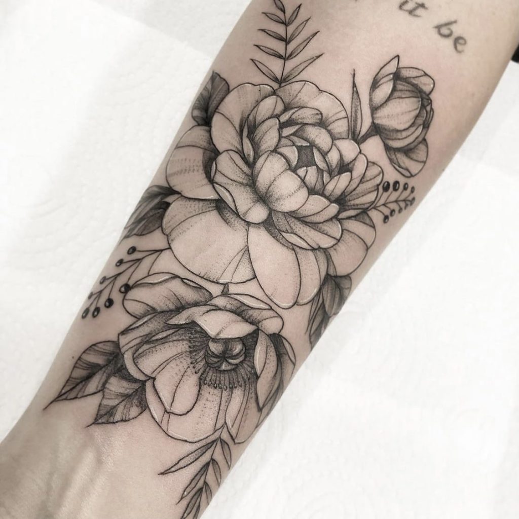 Foto de tatuagem feita por Amanda Lemos (@amandalemosart)