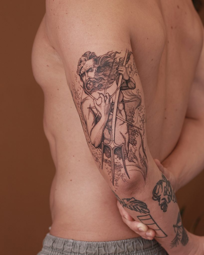 Foto de tatuagem feita por Tiago Durer (@tiago.durer)