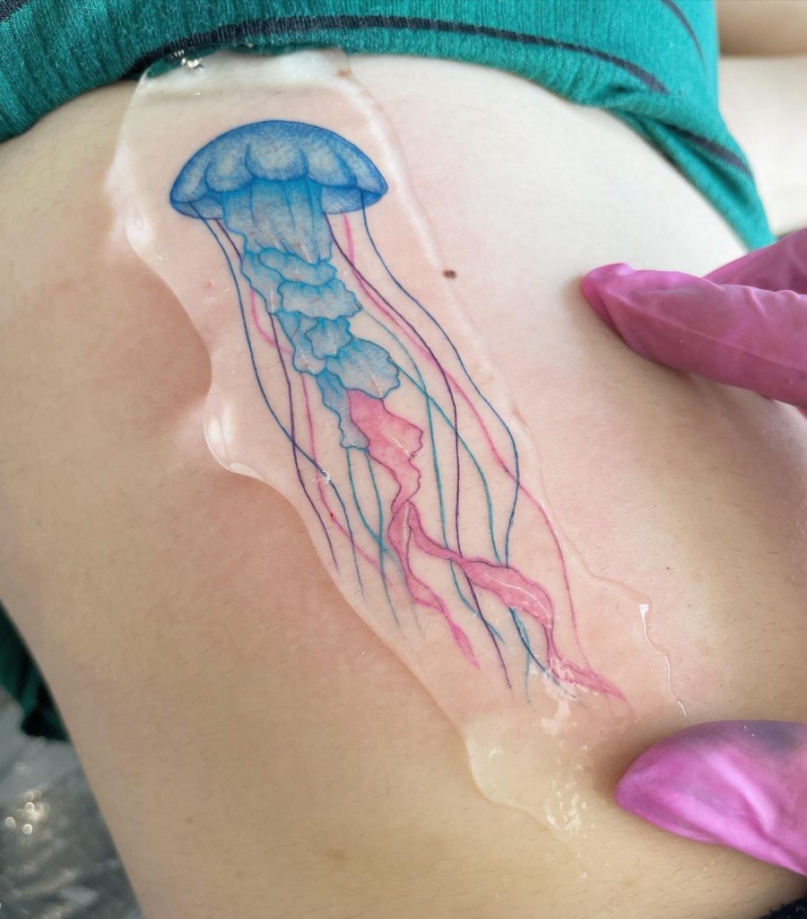 Foto de tatuagem feita por Drica Torrez (@drica.tattoo)