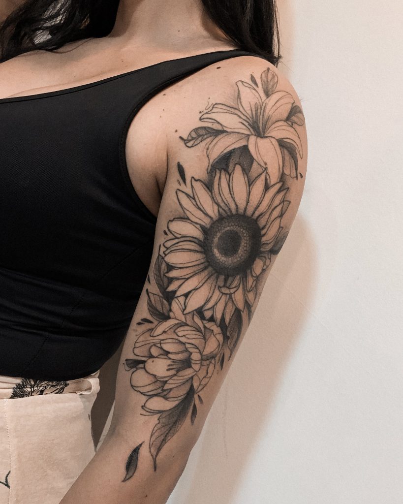 Foto de tatuagem feita por Deborah Lima (@dborahlima_)