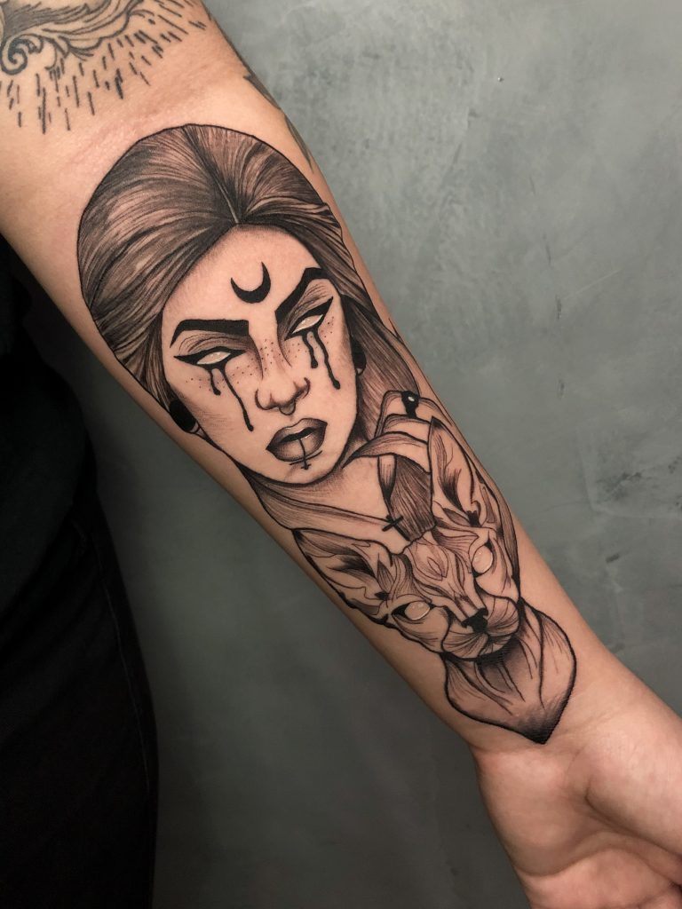 Foto de tatuagem feita por Thamires Menezes (@thaa.ink)