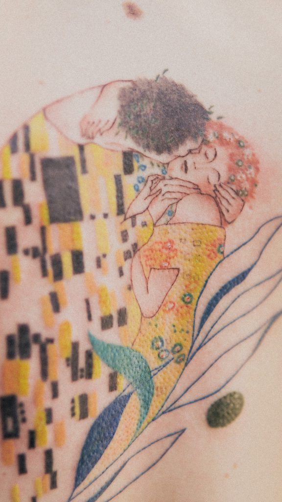 Foto de tatuagem feita por Isabela Hissa Pinto (belaaaaaa) (@_belaaaaaaaaaaaaaa)