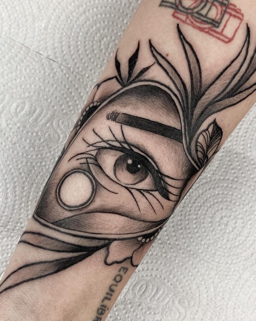 Foto de tatuagem feita por Sérgio Viana (@sergiopmaink)