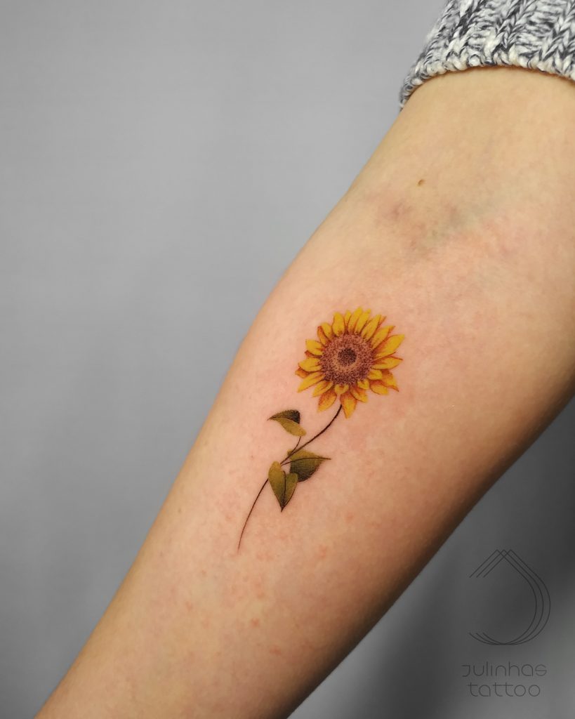 Foto de tatuagem feita por Ju Linhas (@ju.linhas)