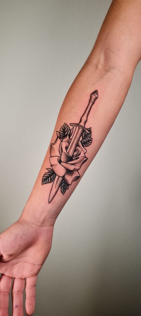 Foto de tatuagem feita por Aline Leal Azevedo (@alinetattoobh)