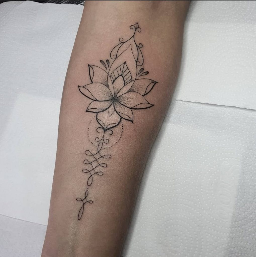 Foto de tatuagem feita por Graziele Brandão (@grazielebrandao_tattoo)