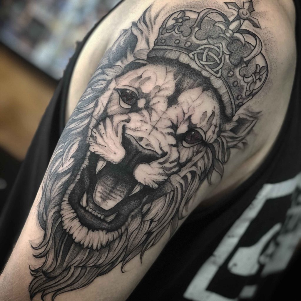 Foto de tatuagem feita por Jô Ferronatto (@joferronatto)