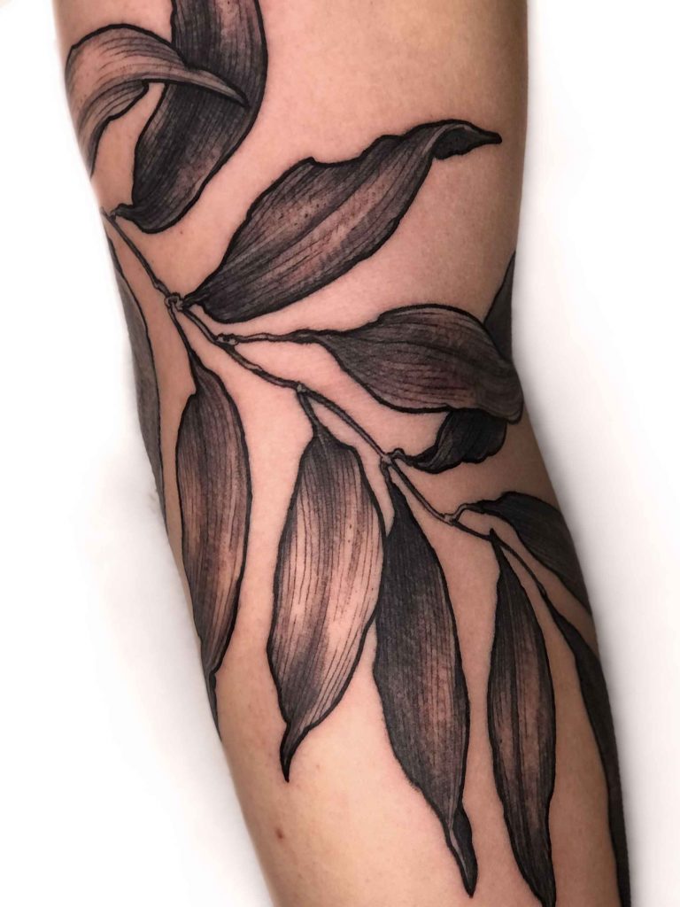 Foto de tatuagem feita por Sofia Meinberg (@sofiameinberg)