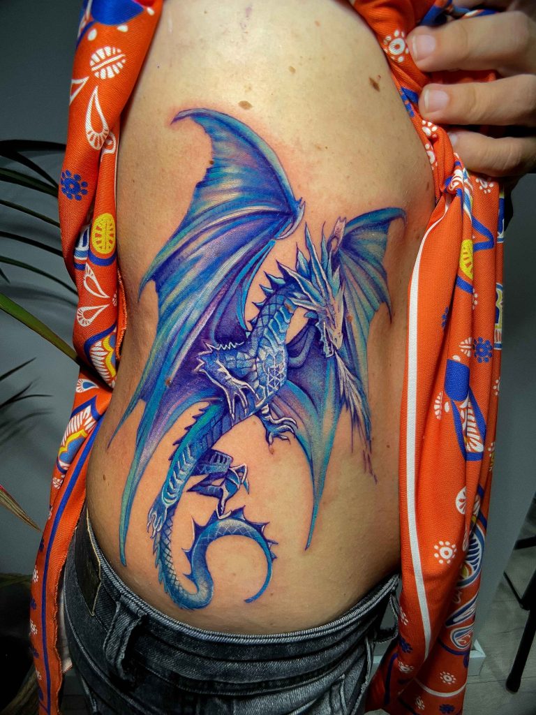 Foto de tatuagem feita por Tamires Lima (@tamilima.ink)