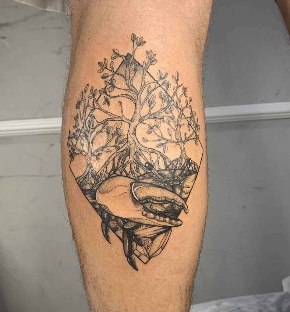 Foto de tatuagem feita por Lohane Takeda (@take.tattoo)