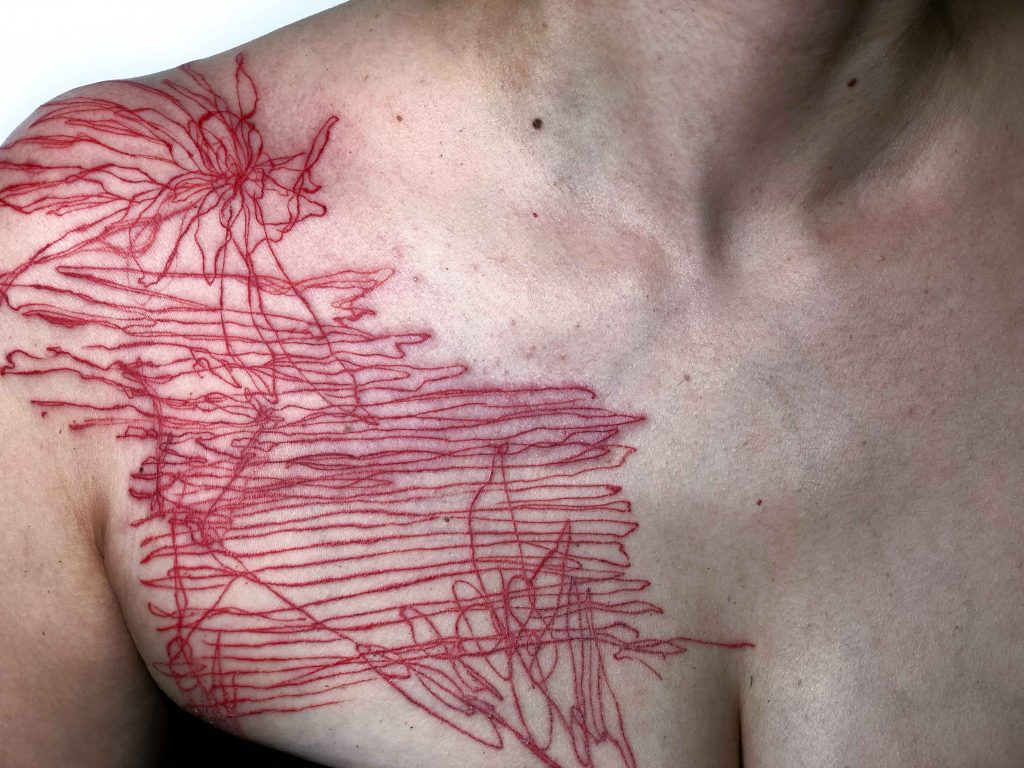 Foto de tatuagem feita por Sofia Meinberg (@sofiameinberg)