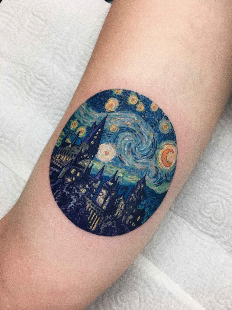 Foto de tatuagem feita por Melina Kirst (@melina.ink)