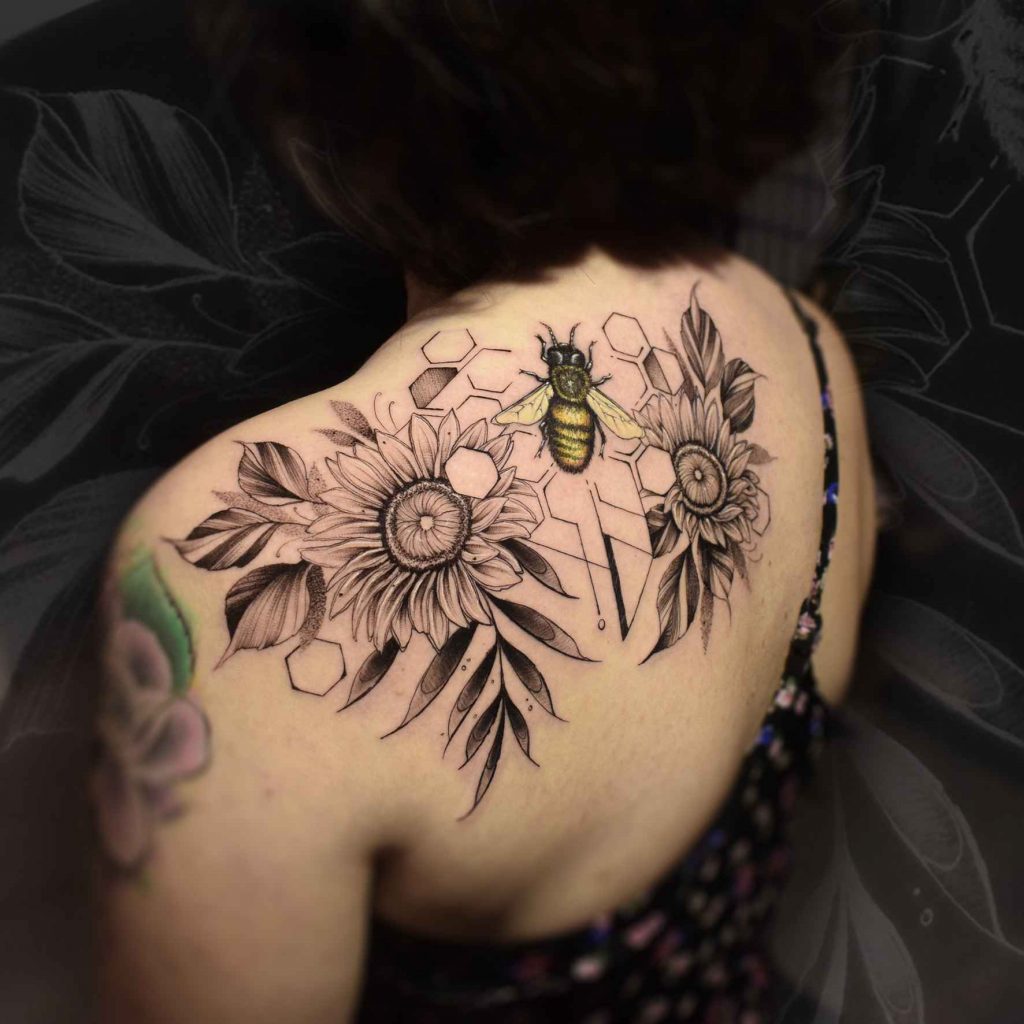 Foto de tatuagem feita por Nando Buss (@busstattoo)