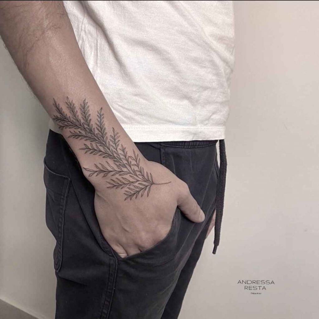 Foto de tatuagem feita por Dessa Resta (@dessarestatattoo)