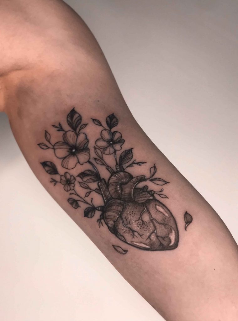 Foto de tatuagem feita por Muriel Peloso (@murielpeloso)