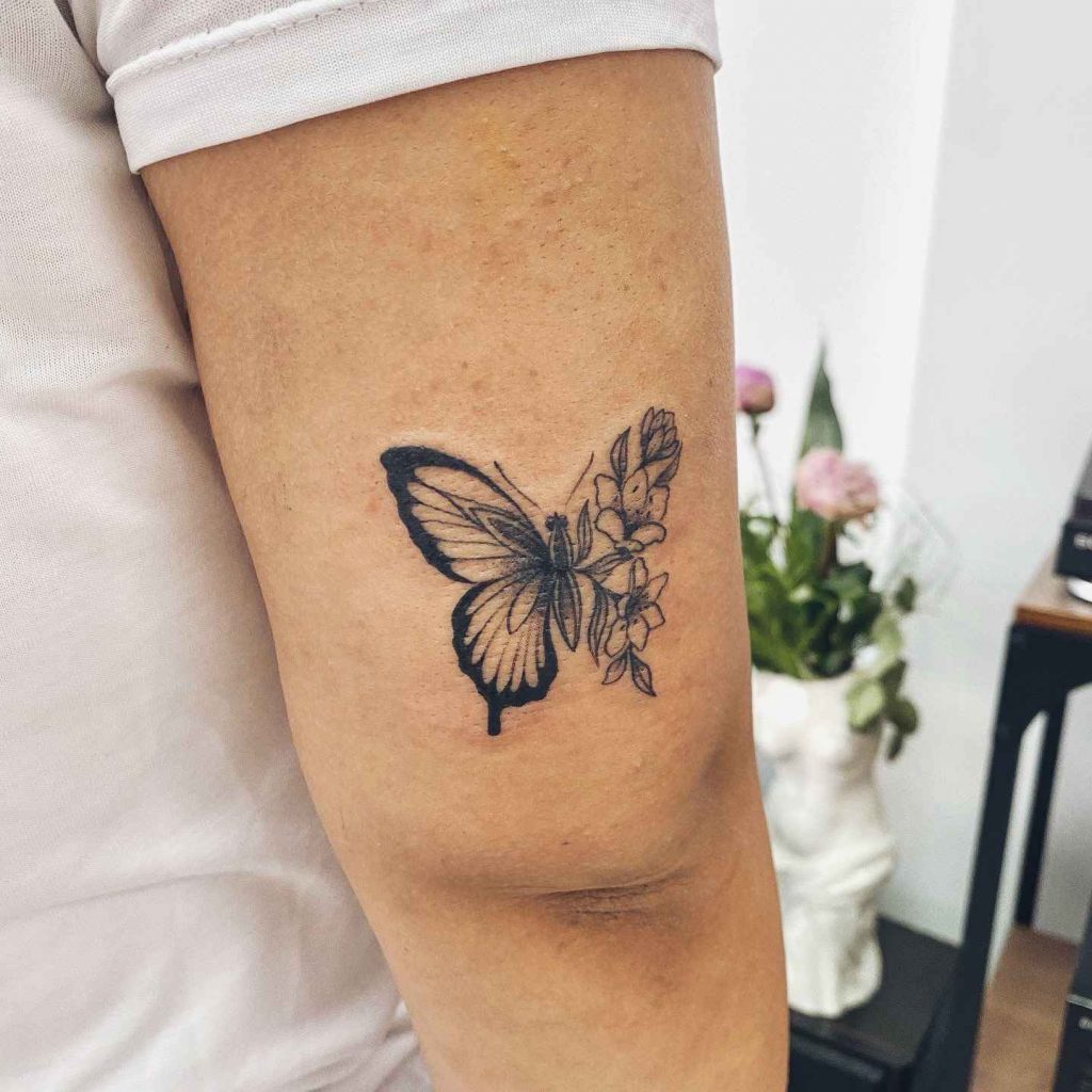 Foto de tatuagem feita por Poppis (@poppis.ink)