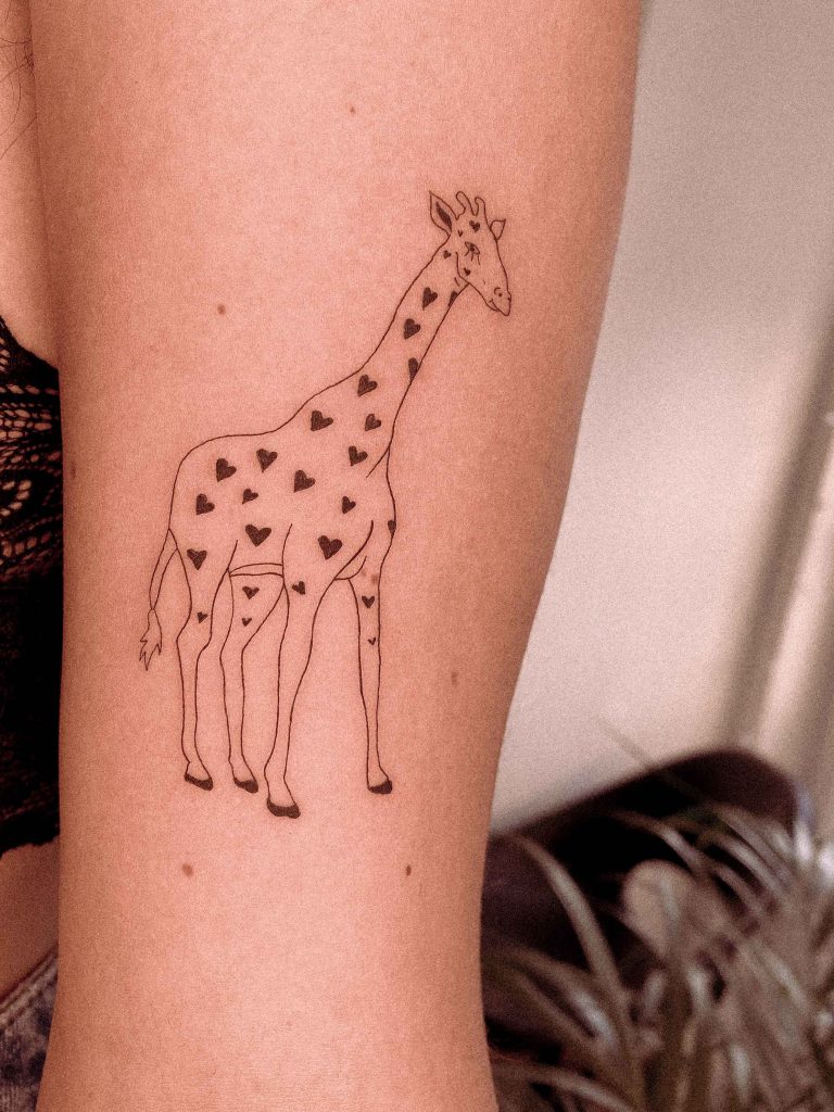 Foto de tatuagem feita por Mariele Ramos (@pode.ser.aham)