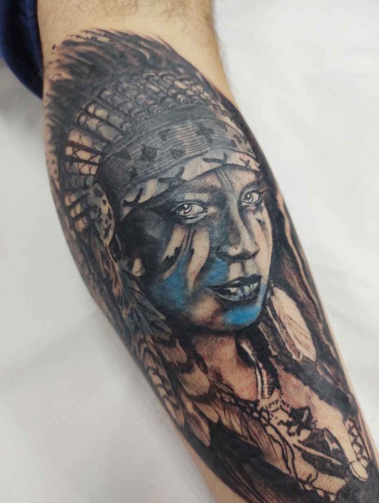 Foto de tatuagem feita por Sandro Criativo (@criativotattoo)