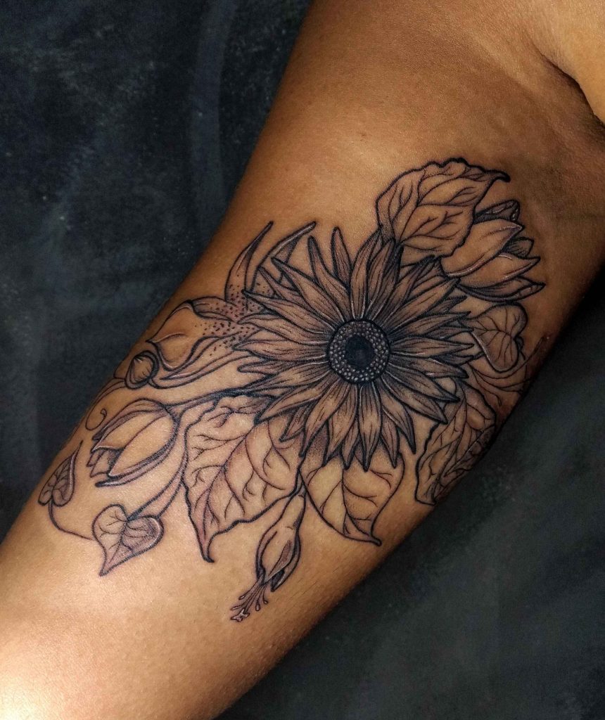 Foto de tatuagem feita por Debs (@debsttt)