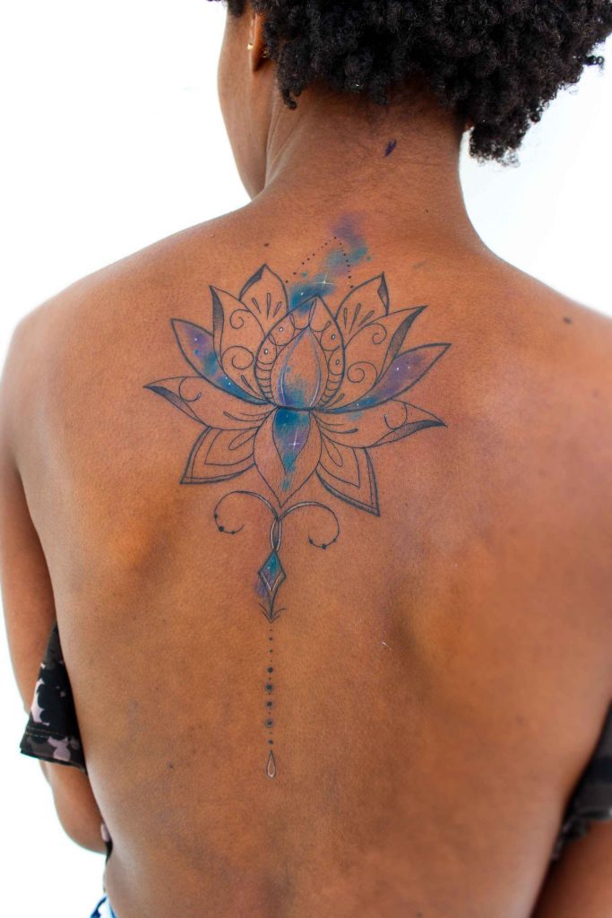 Foto de tatuagem feita por Mandah Gotsfritz (@mandaharts)