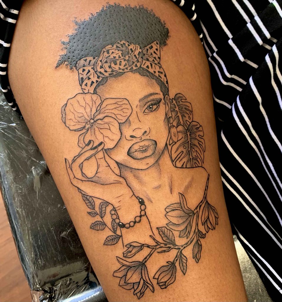 Foto de tatuagem feita por Jaqueline Flores (@jaquelineflorestattoo)
