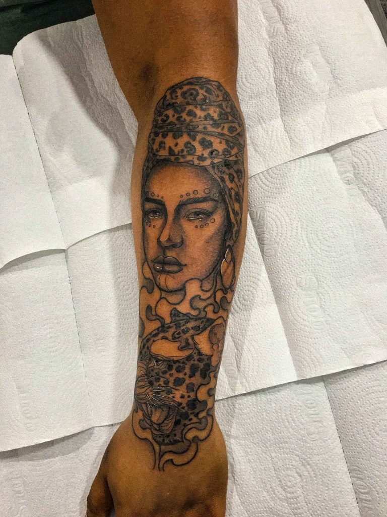Foto de tatuagem feita por Alexandre Henrique Ferreira Cruz (@tattoodoale)