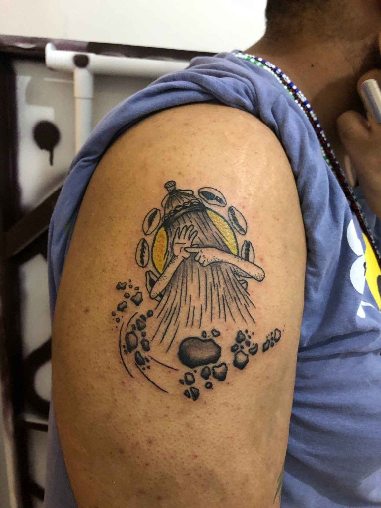 Foto de tatuagem feita por Mart (@martst2)