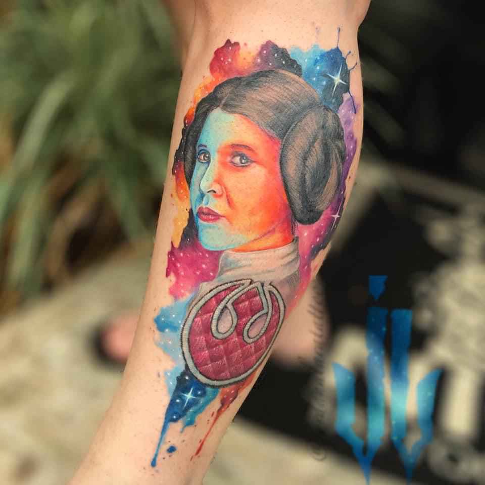 Foto de tatuagem feita por Jordana Lara (@jordanalaratattoo)