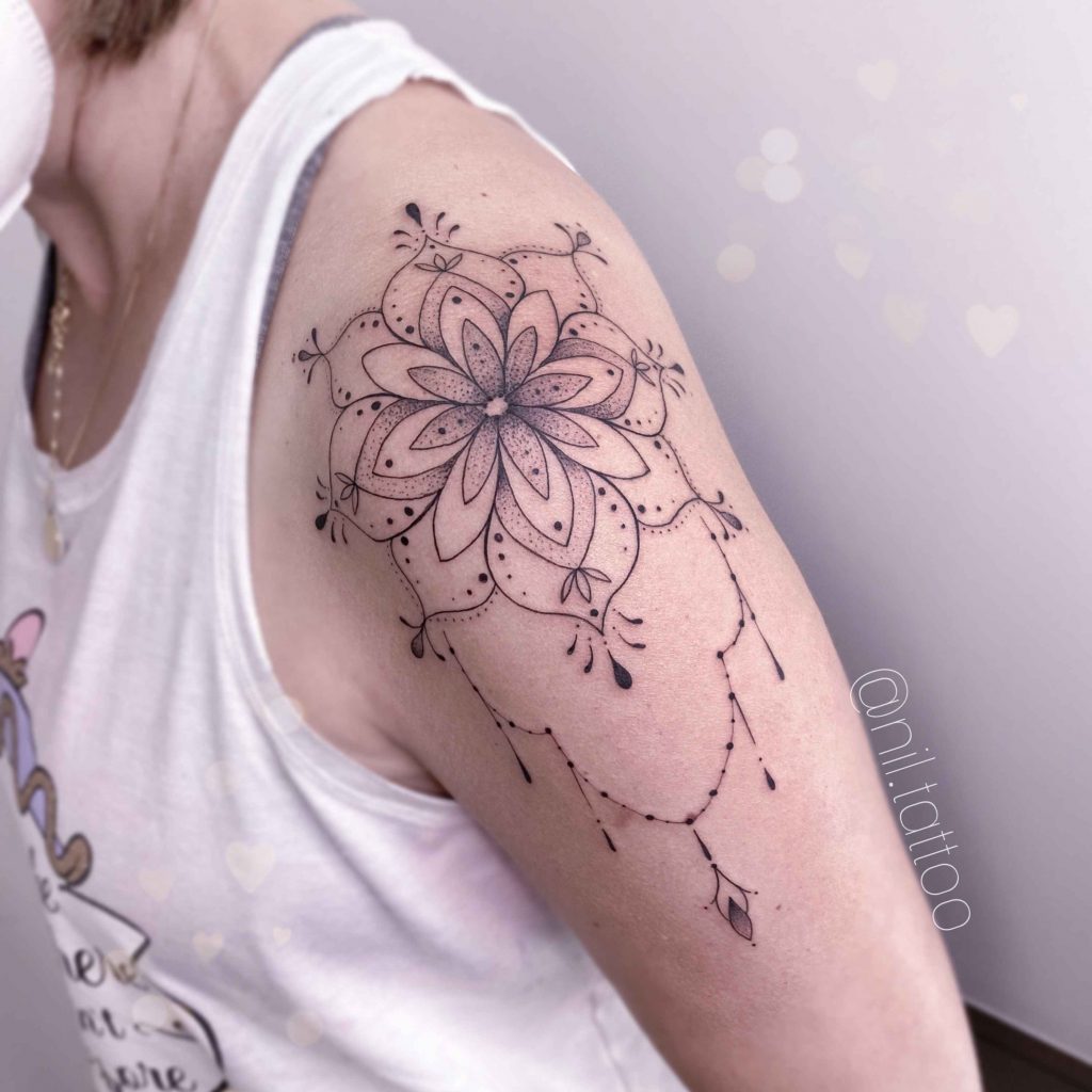 Foto de tatuagem feita por Nil (@nil.tattoo)