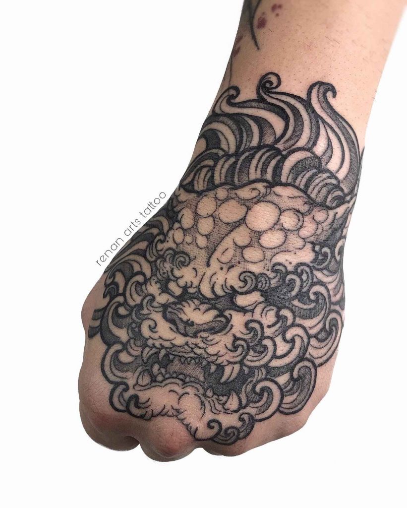 Foto de tatuagem feita por Renan Rodrigues (@renanartstattoo)