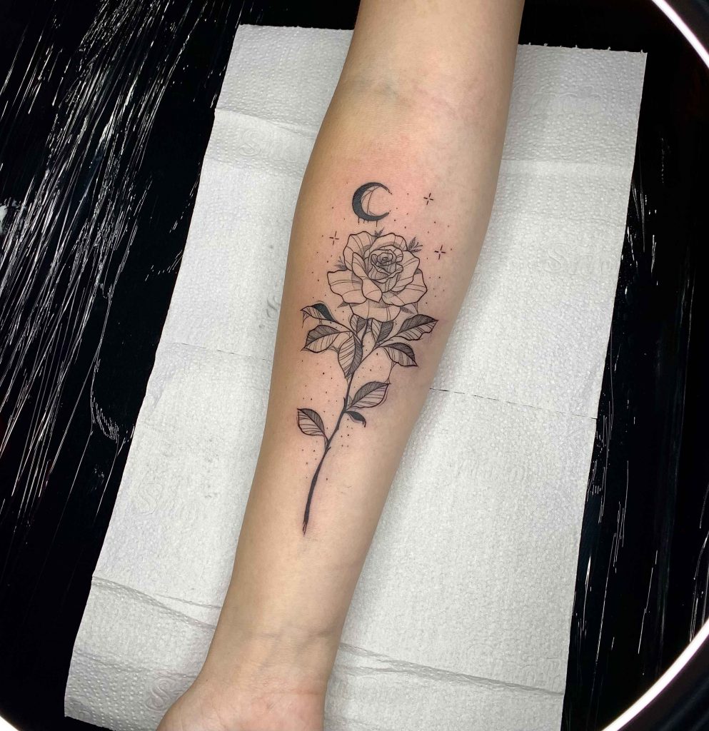 Foto de tatuagem feita por Lolly (@lolly.tattoo_)