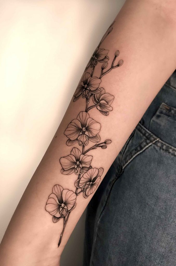 Foto de tatuagem feita por Kai Crisper (@kaicrisper)