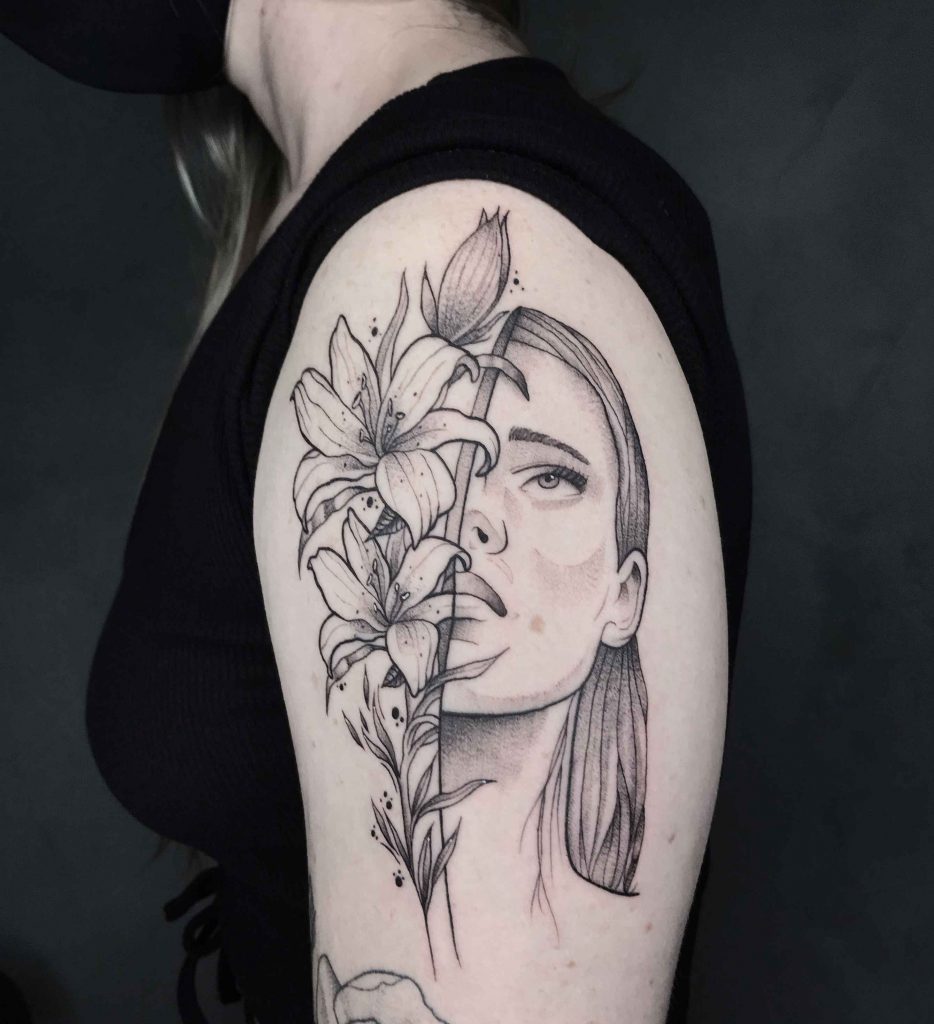 Foto de tatuagem feita por Thales Longhi (@thaleslonghii)