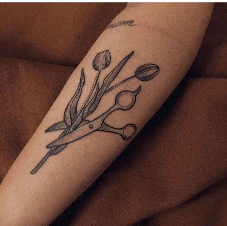 Foto de tatuagem feita por Nathalia Avidago (@avidago.tattoo)