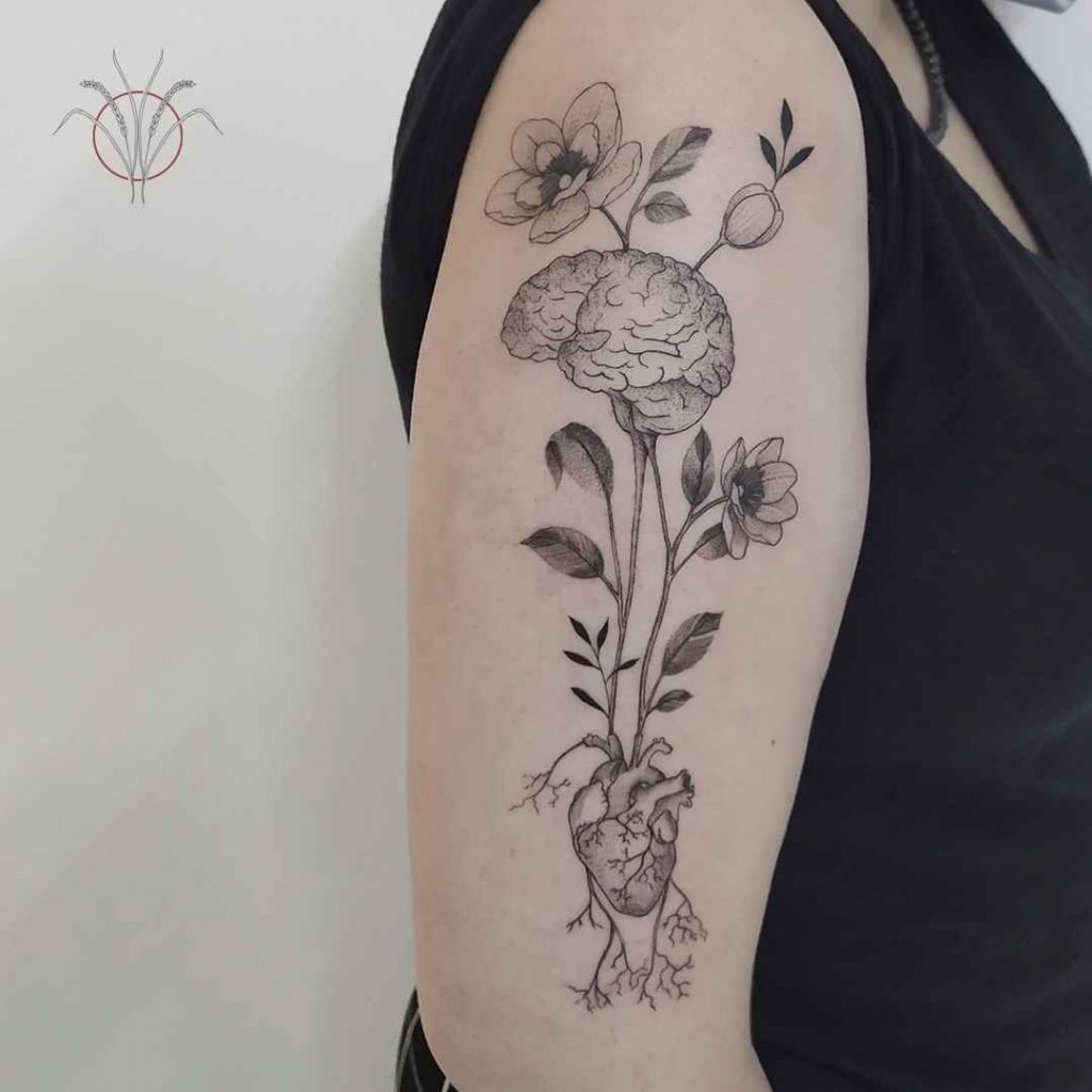 Foto de tatuagem feita por Dani Saga (@danisaga.tattoo)