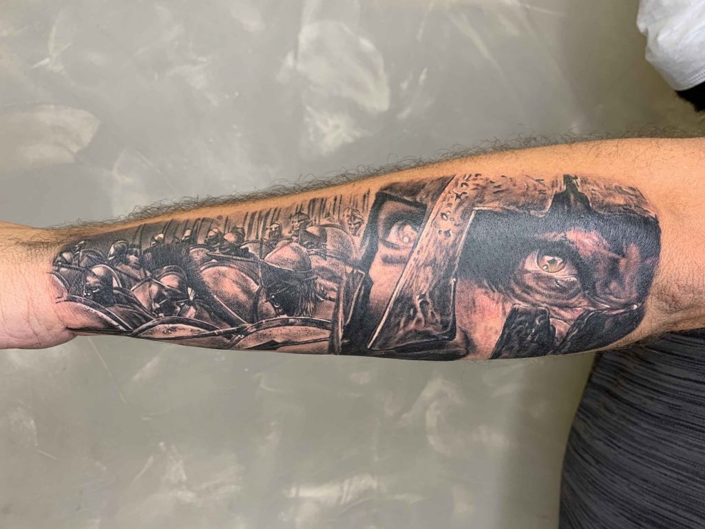 Foto de tatuagem feita por Evandro Sousa (@evandrospawn)