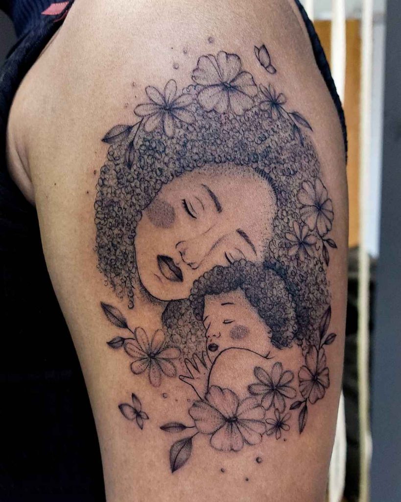 Foto de tatuagem feita por Karine Velloso (@karine_tattoo_)